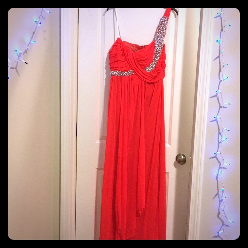 NWOT Coral/Pink Formal/ Prom Dress